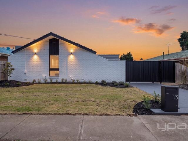RENOVATED TO PERFECTION IN THE HEART OF CENTRAL MELTON!