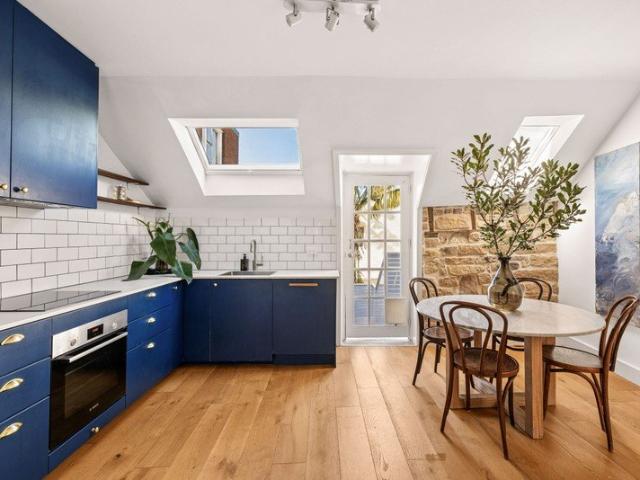 Renovated top floor home / boutique Victorian building