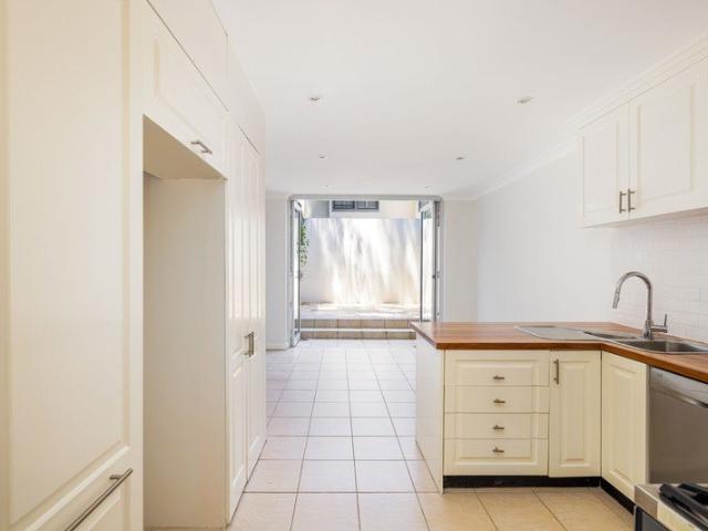 Renovated terrace / area's best residential pocket