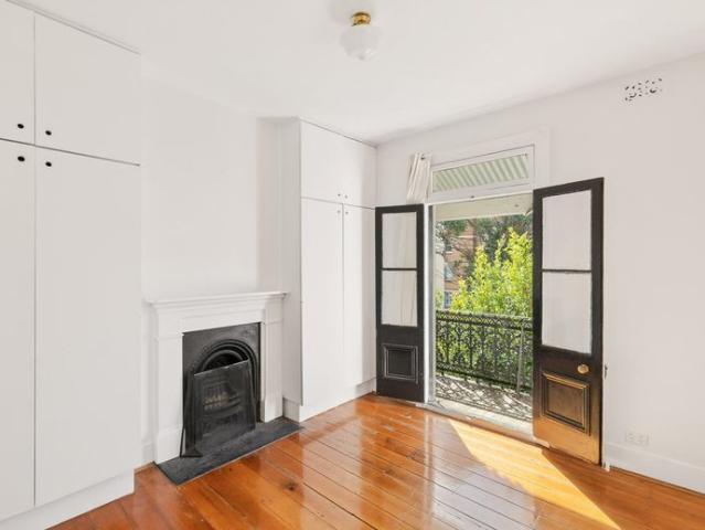 Renovated terrace close to Oxford Street