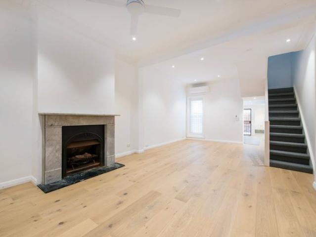 Renovated Terrace home in the heart of Woolloomooloo