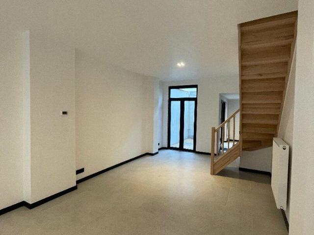 Renovated terraced house in a quiet street in the Brugse Poo