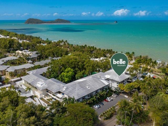 Renovated three bedroom apartment in the heart of Palm Cove