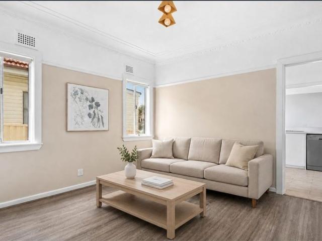 Renovated Three Bedroom Home in a Convenient Riverwood Location