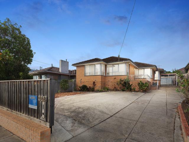 Renovated Three Bedroom Home in the Box Hill High School Zone