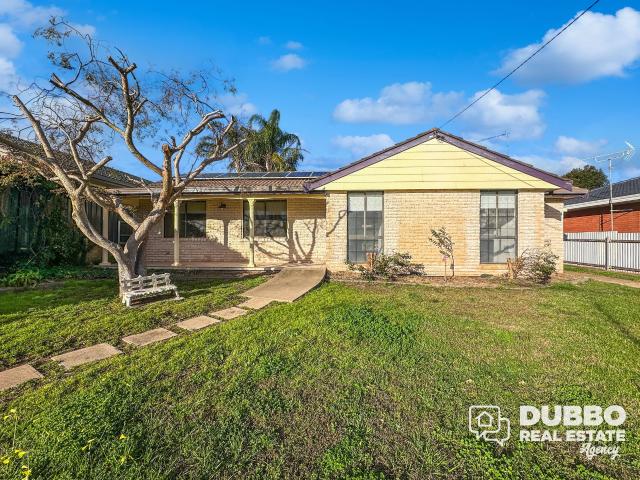 RENOVATED THREE BEDROOM IN SOUTH * WATER INCLUDED