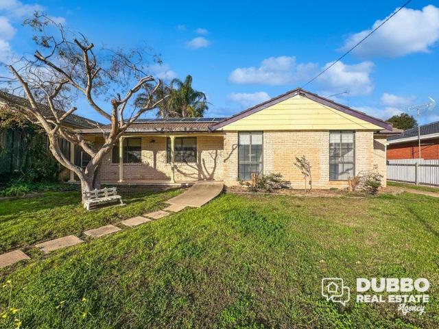RENOVATED THREE BEDROOM IN SOUTH * WATER INCLUDED