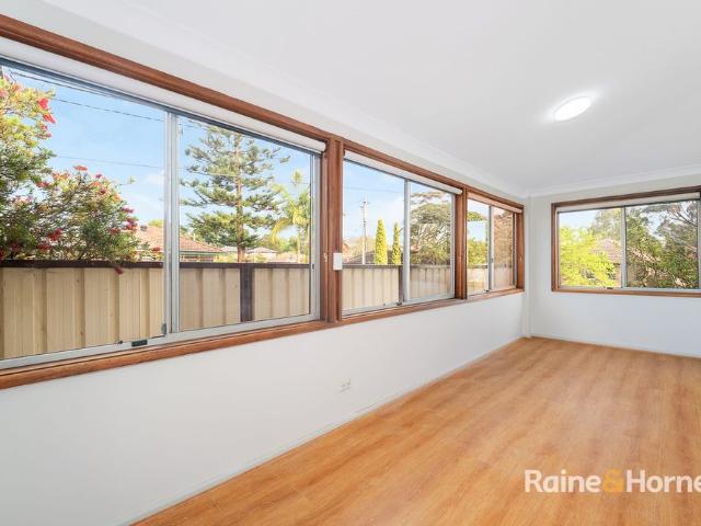 Renovated Three bedroom Plus One Study Room House in the central of Westmead