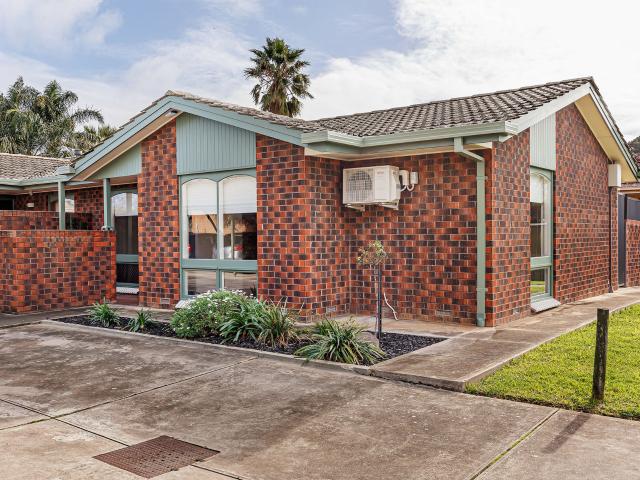 Renovated, Tidy Unit