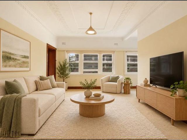 Renovated Two Bedroom Apartment with Sunroom, Free Wi Fi and Water Included, Moments from the City and Coast