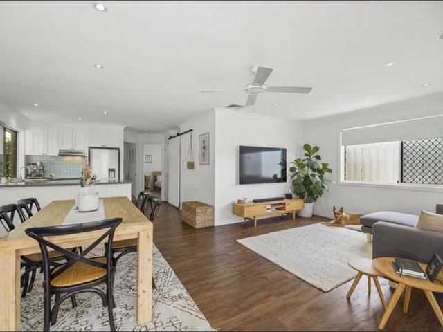 Renovated Two Bedroom Duplex