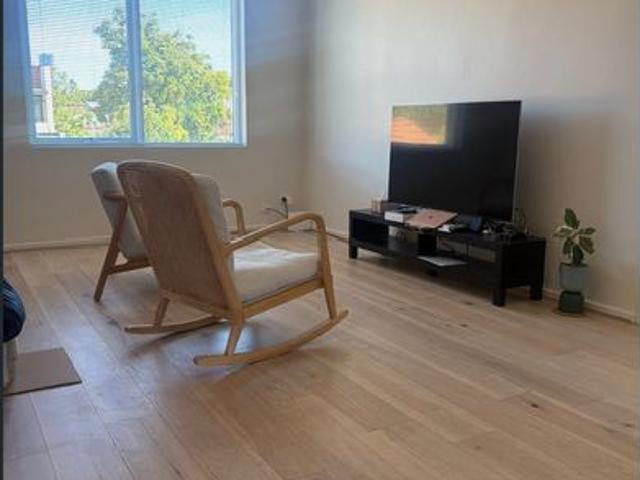 Renovated Two Bedroom Retreat in the Heart of Richmond