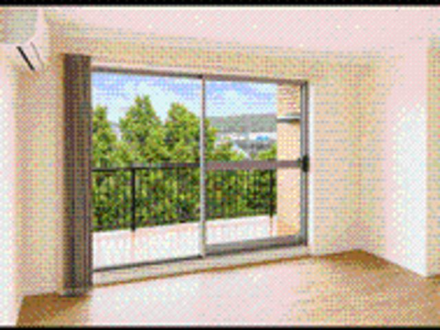 RENOVATED TWO BEDROOM UNIT WITH AIR CON IN GREAT LOCATION!