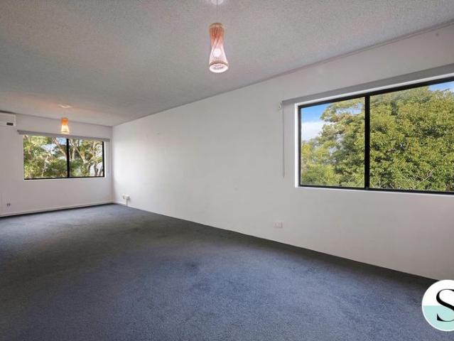 Renovated Two Bedroom Unit in a Convenient Charlestown Location
