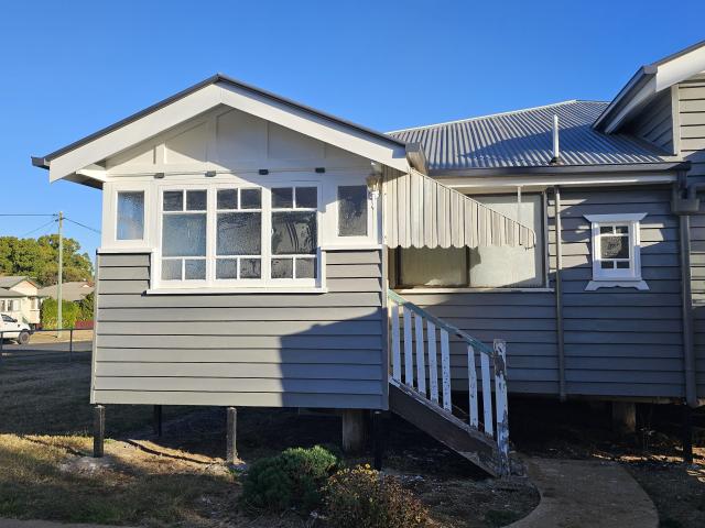 Renovated Unit Close to Town