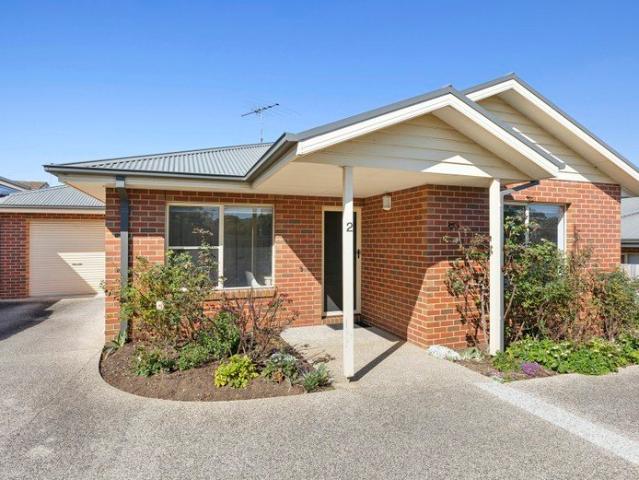 Renovated Unit in the Heart of Highton!