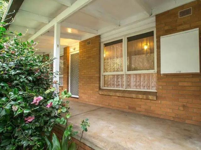 Renovated Unit in Peaceful Surrounds