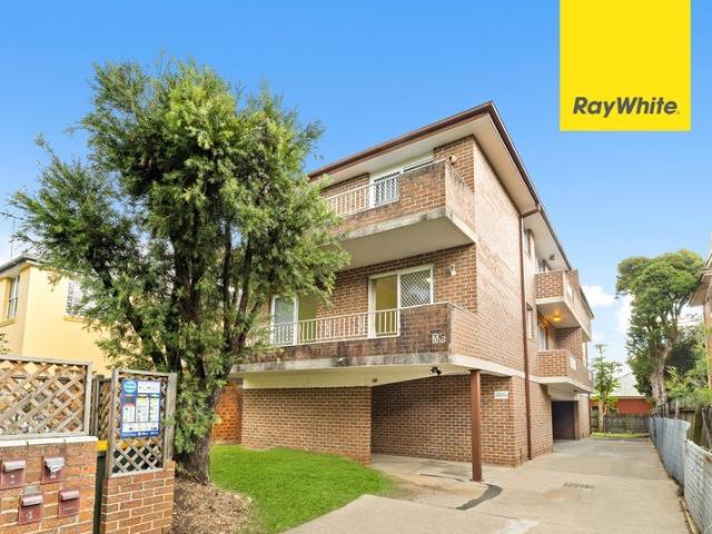 Renovated Unit Mins' To Parramatta