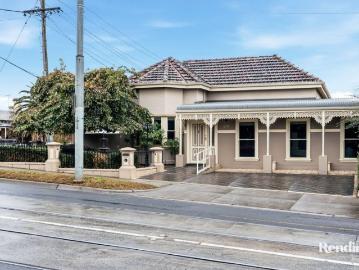 Renovated Victorian on Commanding Corner