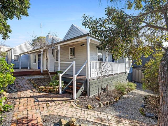 Renovated Victorian Charm on a large allotment