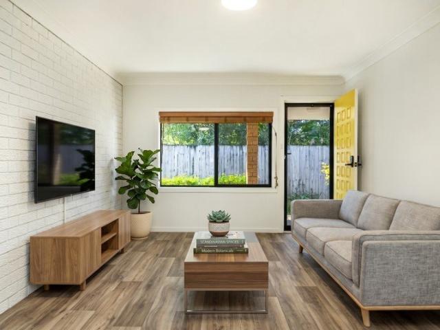 Renovated Villa in great position