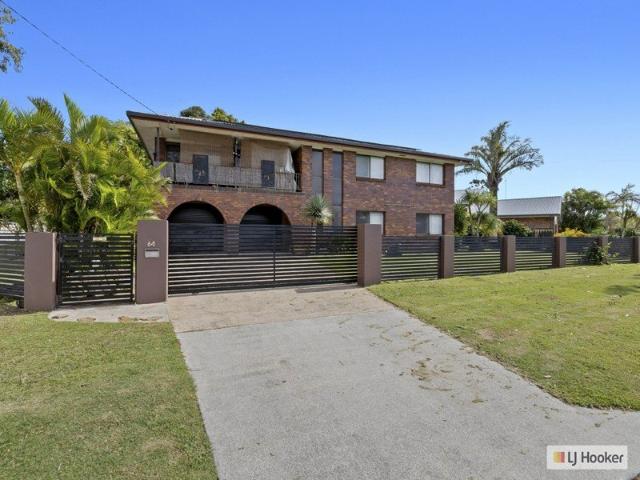 Renovation Opportunity Exceptional Potential in Prime Beachside Location