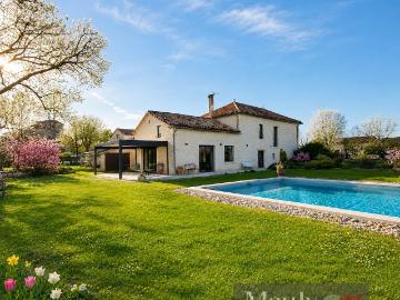 Renovation De Qualite Pour Cette Jolie Maison En Pierre Sud. 148m² Lalbenque