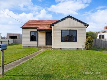 Somerset, Waratah-wynyard, Burnie County, Walker Island, Cloudy Bay, Kingborough, Tasmania Island