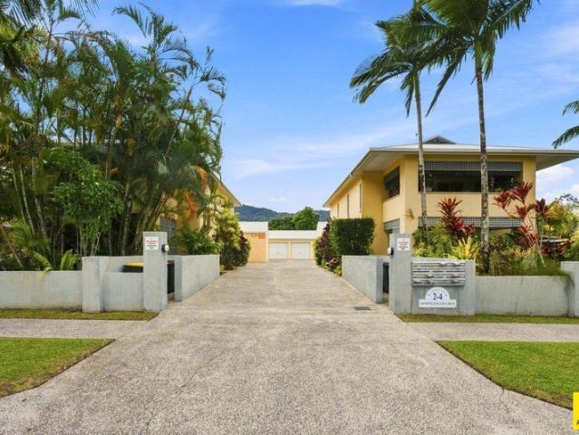 Renovator's Opportunity in a Convenient Manoora Location