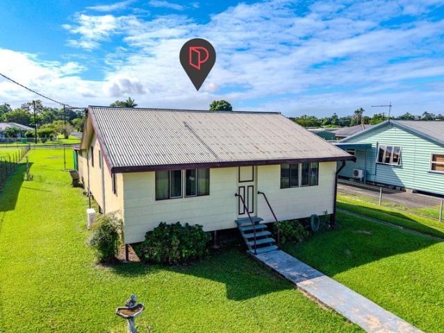 Renovator's Cottage on a Massive Double Block in South Innisfail