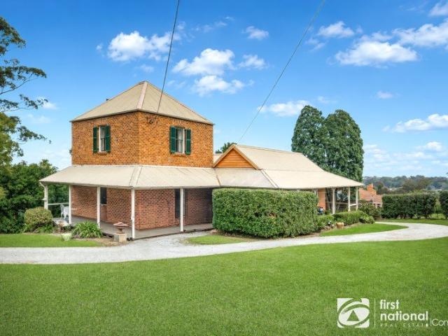 RENOVATORS DELIGHT ON PICTURESQUE ACRES!