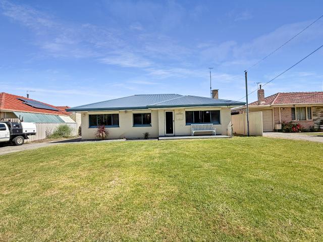 Renovator's delight on Regan Street!