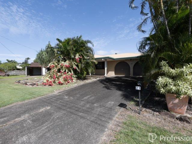 Renovator's Delight Large Family Home Near the Beach!