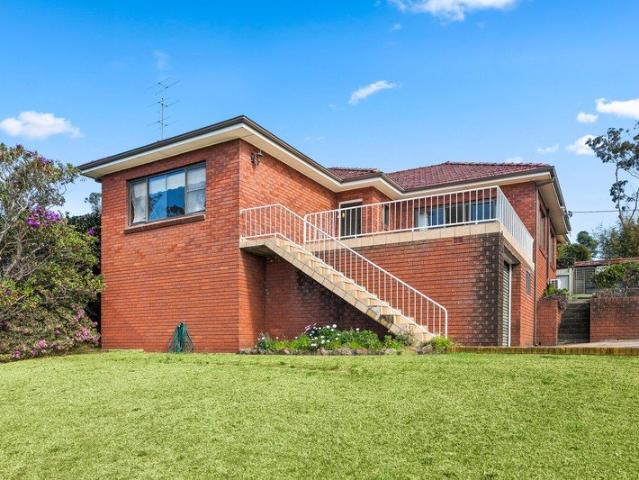 RENOVATOR'S DELIGHT WITH VIEWS