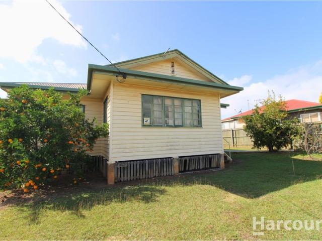 Renovators Delight with Huge Shed !