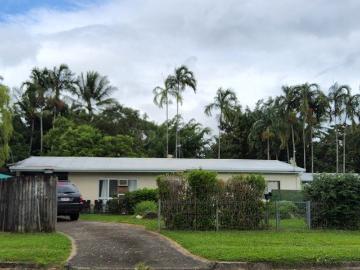 RENOVATOR'S DELIGHT WITH MEDIUM DENSITY ZONING