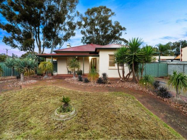 Renovator's Dream in Gawler South!