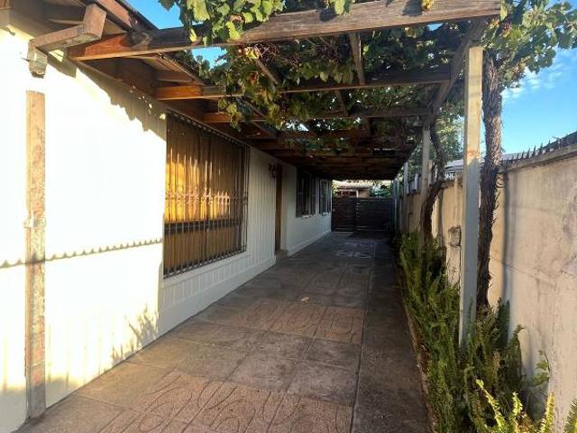 Renovada casa Villa Macul
