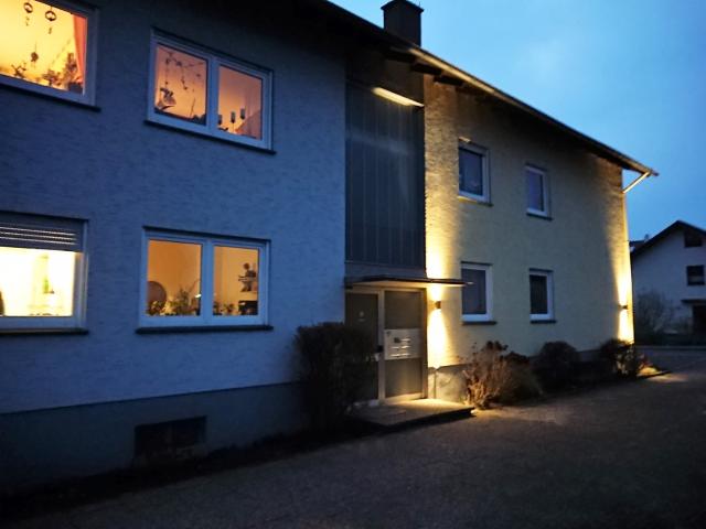 Renoviert! EBK, Balkon, Rollläden, Garten. F6502