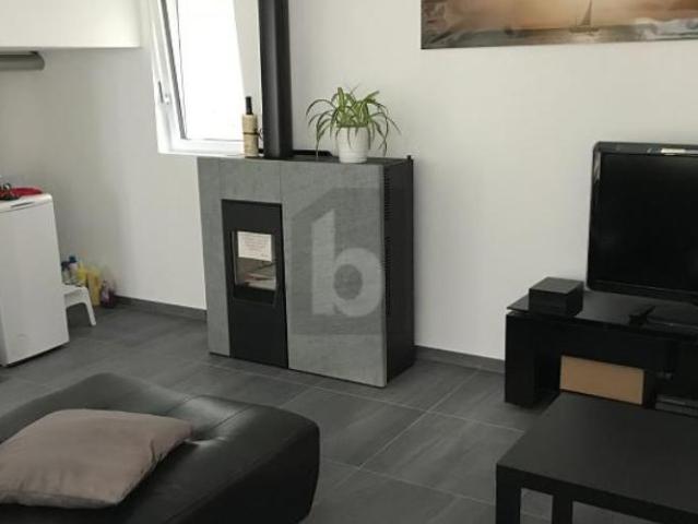 Renoviert, modern in sonniger und ruhiger lage