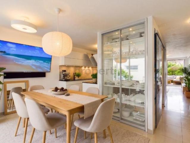 Renovierte Maisonette in schönem Quartier mit 2 Parkplätzen