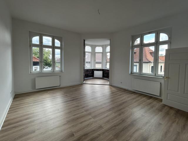 Renovierte Altbauwohnung im denkmalgeschützten Ensemble