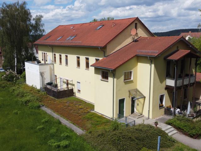 Renovierte Dachgeschosswohnung sofort bezugsfertig