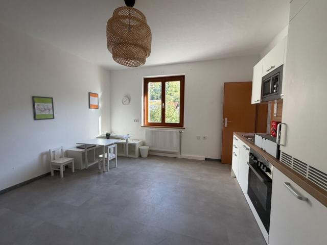 Renovierte Eigentumswohnung mit Südseitigem Balkon im 1. Stock