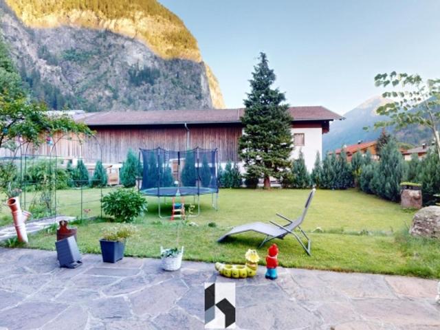 Renovierte Erdgeschosswohnung mit schöner Terrasse im Ötztal zu verkaufen!