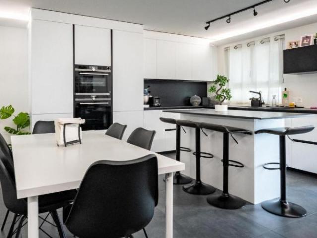 Renovierte Familienvilla