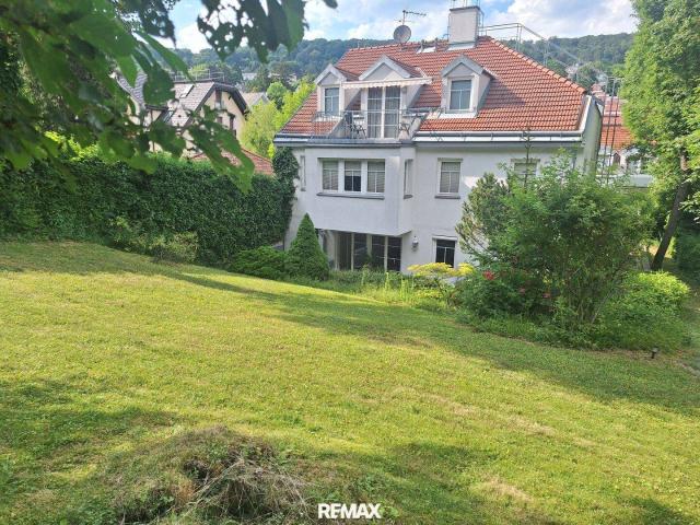 Renovierte Gartenwohnung mit südseitiger Terrasse in exklusiver Grünlage von Wien ­Döbling