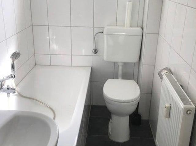 Renovierte, gemütliche 2,5 Zimmer Wohnung: Einzug ab sofort möglich