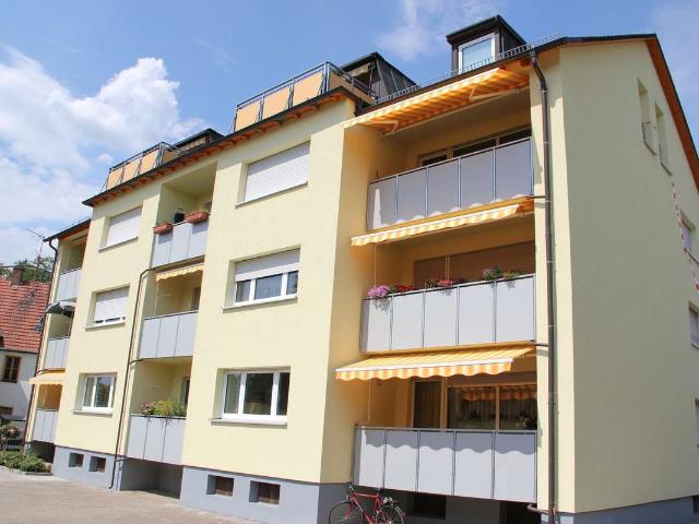 Renovierte große und helle 3 Zimmer Wohnung in zentraler Lage von Sieglitzhof!