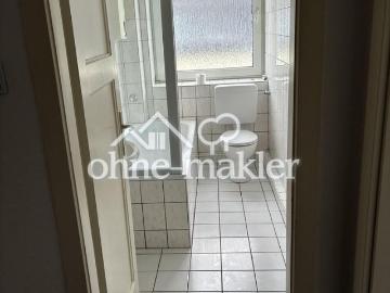 Renovierte helle 2 Zimmerwohnung im 2.OG